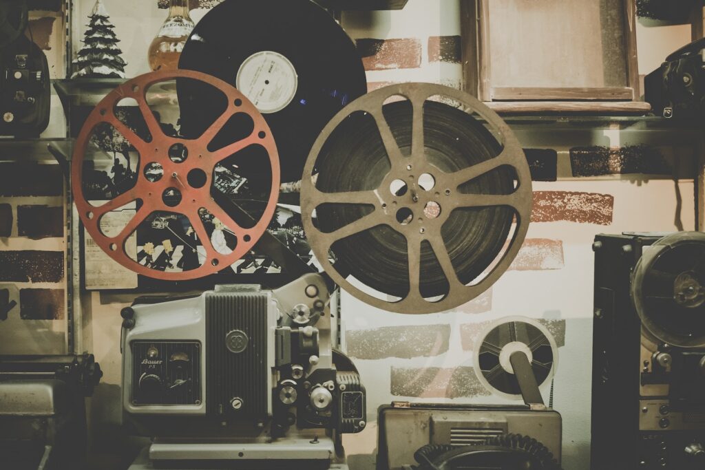 Recenzje filmów a popularność na platformach streamingowych
